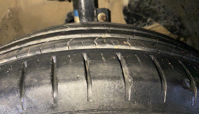 2023 Maruti Baleno ALPHA 1.2 AGS, Petrol, Automatic, 18,147 km, Right Front Tyre Tread