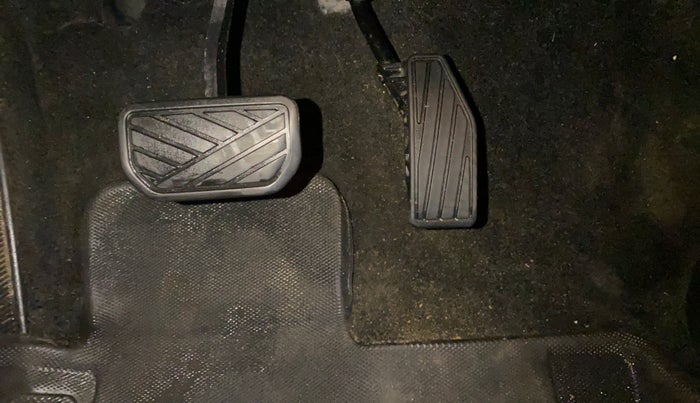 2023 Maruti Baleno ALPHA 1.2 AGS, Petrol, Automatic, 18,147 km, Pedals