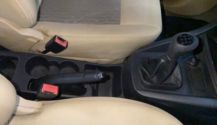 2017 Ford Figo Aspire TREND 1.2 PETROL, Petrol, Manual, 91,618 km, Gear Lever