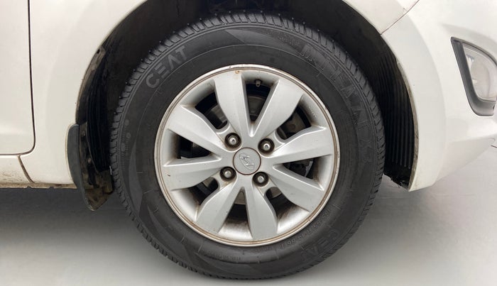 2012 Hyundai i20 SPORTZ 1.2, CNG, Manual, 1,08,440 km, Right Front Wheel