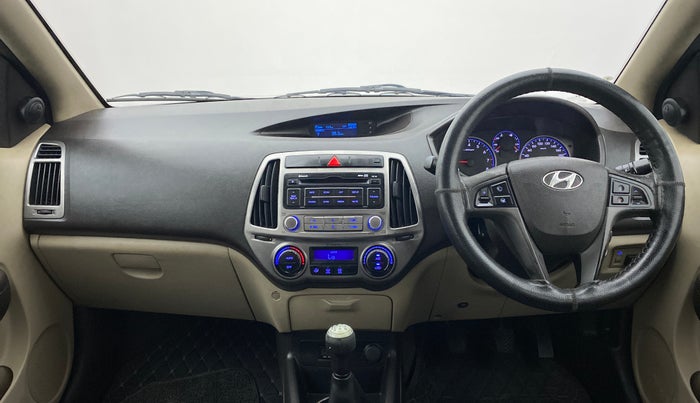 2012 Hyundai i20 SPORTZ 1.2, CNG, Manual, 1,08,440 km, Dashboard