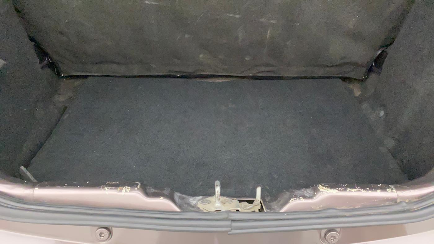 2016 Tata Tiago XZ PETROL, Petrol, Manual, 70,335 km, Boot Inside