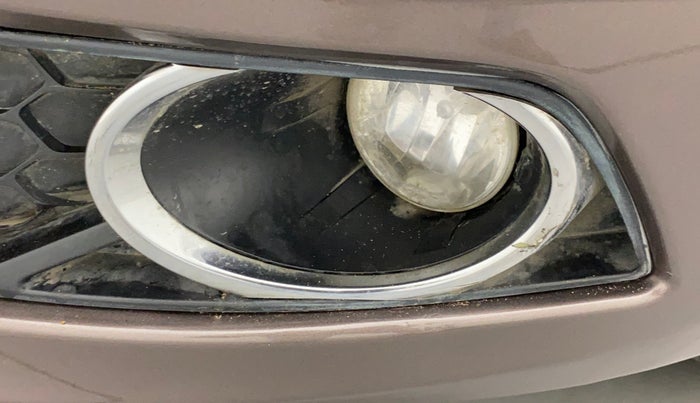 2016 Tata Tiago XZ PETROL, Petrol, Manual, 70,335 km, Left fog light - Not working