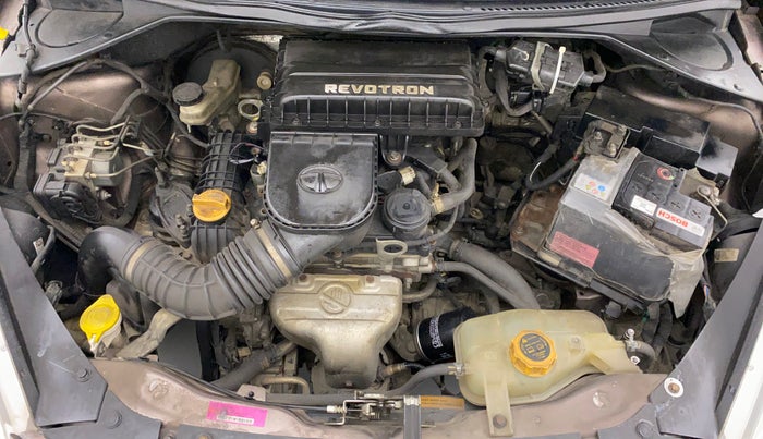 2016 Tata Tiago XZ PETROL, Petrol, Manual, 70,335 km, Open Bonet