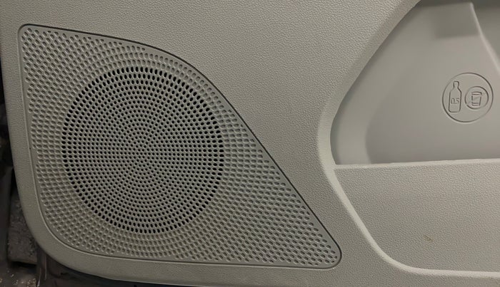 2016 Tata Tiago XZ PETROL, Petrol, Manual, 70,335 km, Speaker