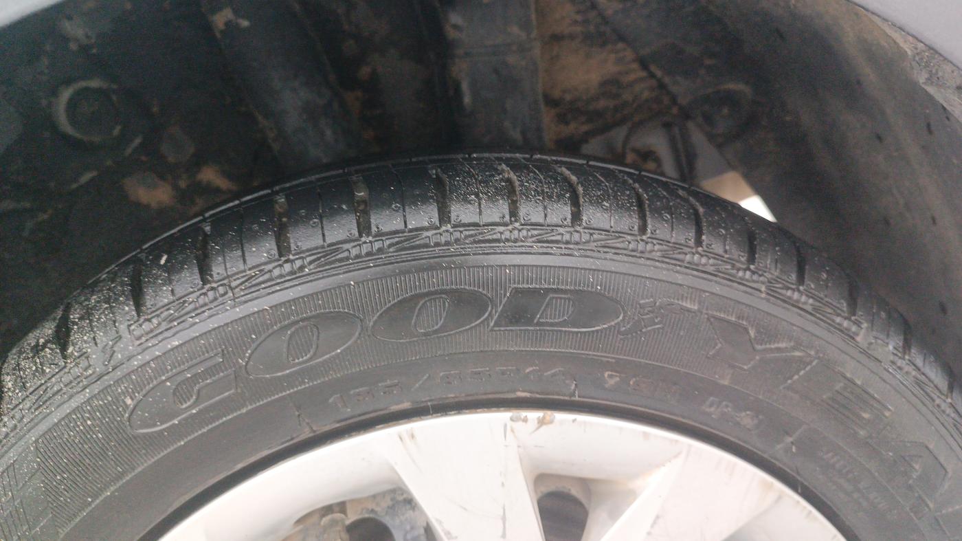 2014 Hyundai Grand i10 SPORTZ 1.2 KAPPA VTVT, Petrol, Manual, 49,273 km, Left Rear Tyre Tread