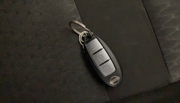 2022 Nissan MAGNITE XV TURBO CVT, Petrol, Automatic, 33,823 km, Key Close Up