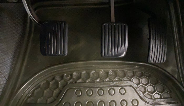 2012 Hyundai i10 SPORTZ 1.2, Petrol, Manual, 91,129 km, Pedals