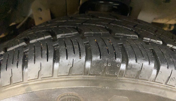 2021 Mahindra Scorpio S3 PLUS, Diesel, Manual, 24,774 km, Right Front Tyre Tread