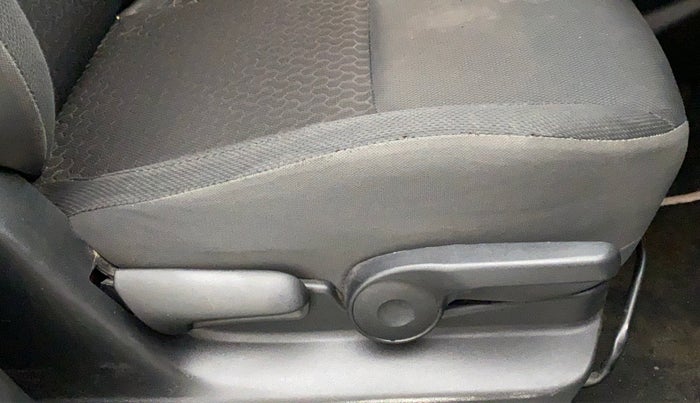 2019 Maruti Vitara Brezza ZDI AMT, Diesel, Automatic, 89,722 km, Driver Side Adjustment Panel