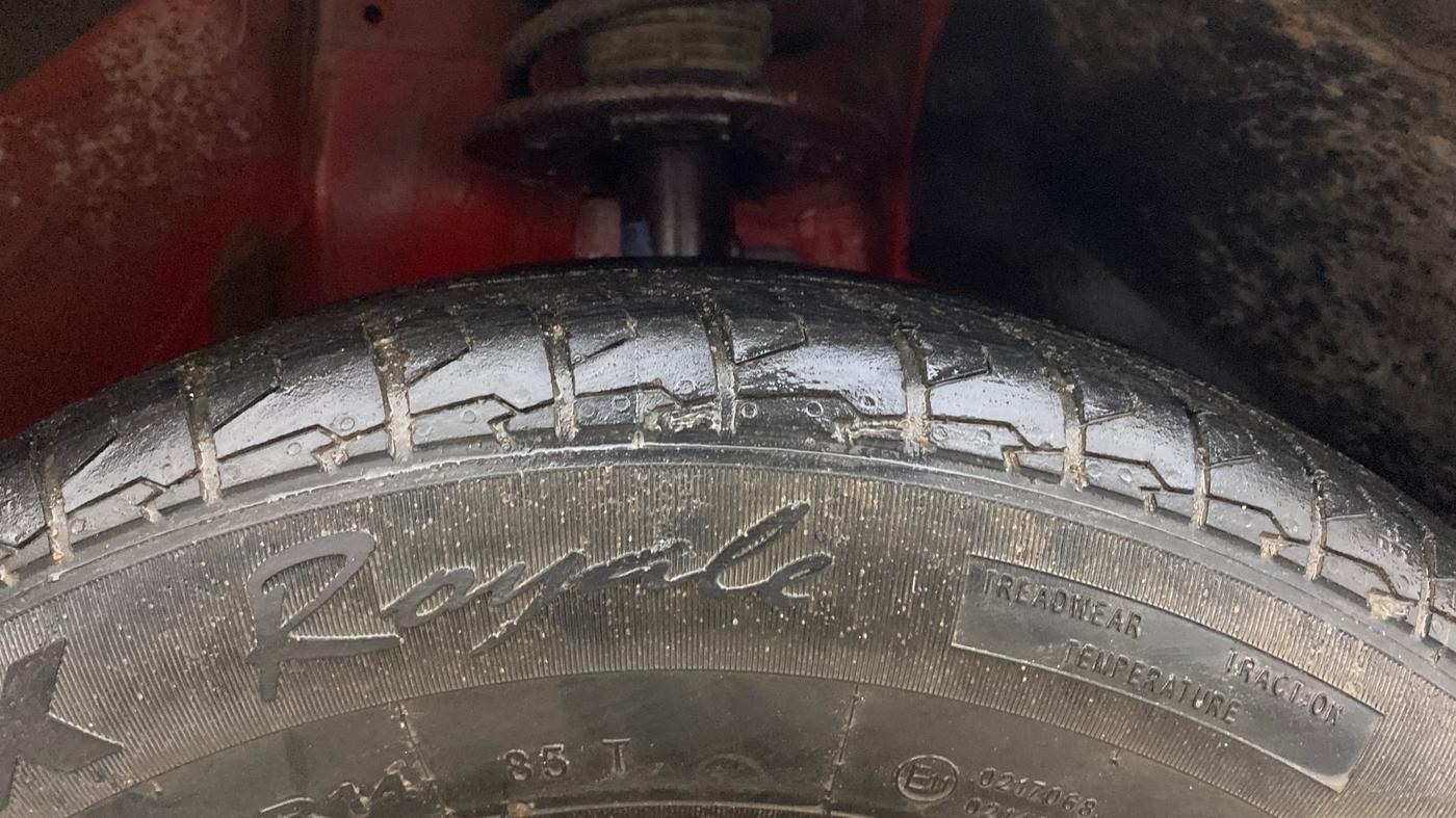 2022 Maruti Swift VXI, Petrol, Manual, 40,355 km, Right Front Tyre Tread