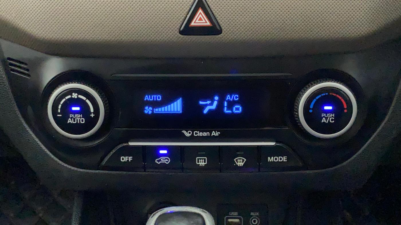 2017 Hyundai Creta SX PLUS AT 1.6 PETROL, Petrol, Automatic, 72,555 km, Automatic Climate Control