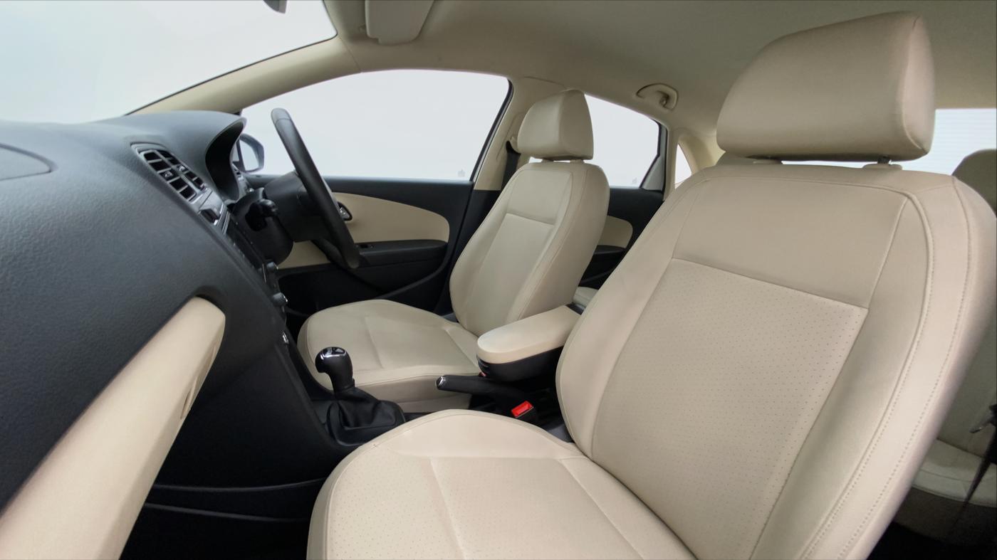 2017 Skoda Rapid Style 1.5 TDI AT, Diesel, Automatic, 88,556 km, Right Side Front Door Cabin