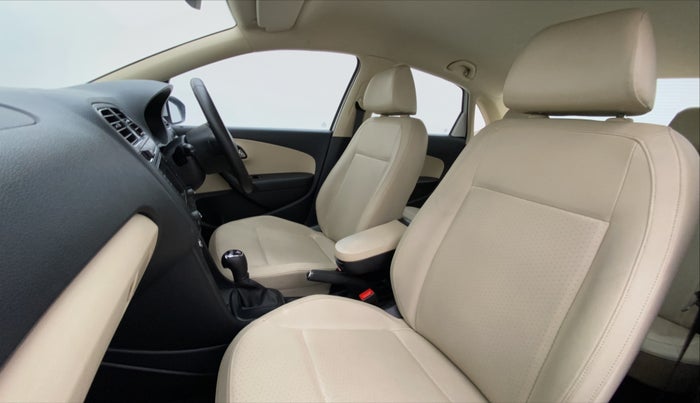 2017 Skoda Rapid Style 1.5 TDI AT, Diesel, Automatic, 88,556 km, Right Side Front Door Cabin