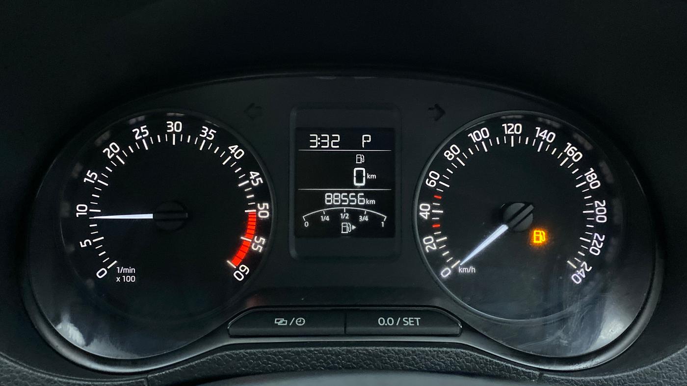 2017 Skoda Rapid Style 1.5 TDI AT, Diesel, Automatic, 88,556 km, Odometer Image