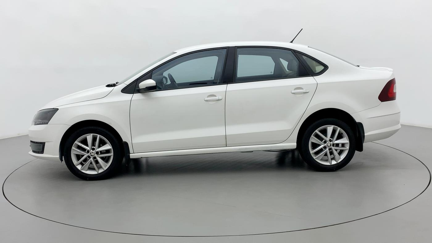 2017 Skoda Rapid Style 1.5 TDI AT, Diesel, Automatic, 88,556 km, Left Side