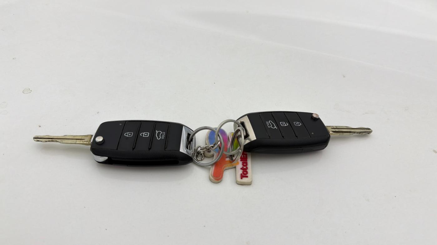 2021 KIA SELTOS HTE 1.5 PETROL, Petrol, Manual, 41,469 km, Key Close Up