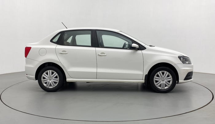 2019 Volkswagen Ameo TRENDLINE 1.0L, CNG, Manual, 82,549 km, Right Side View