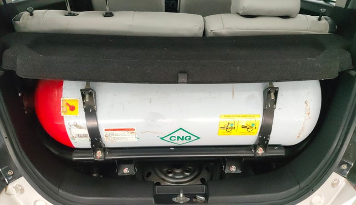 2014 Maruti Wagon R 1.0 LXI CNG, CNG, Manual, 76,541 km, Boot Inside