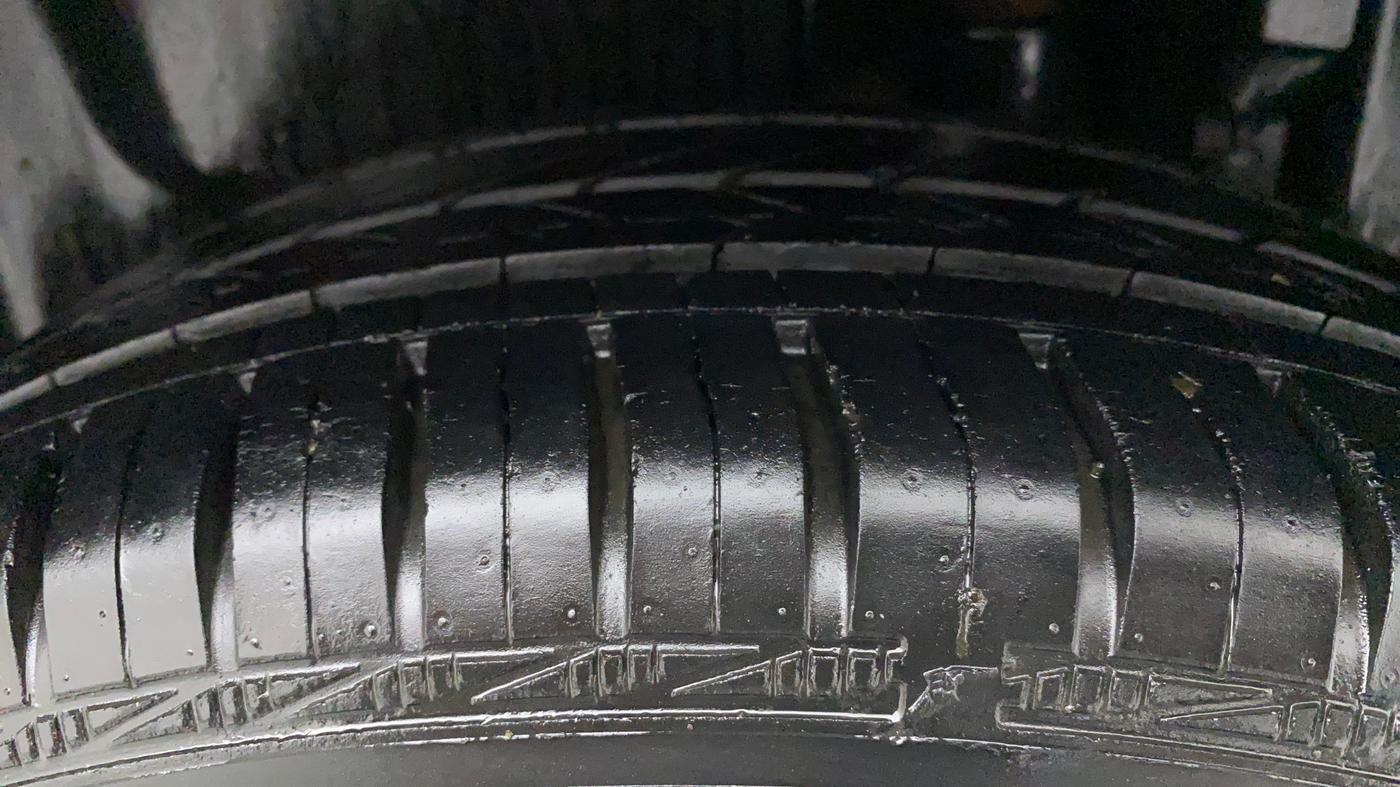 2012 Maruti Swift Dzire ZXI, Petrol, Manual, 46,597 km, Left Rear Tyre Tread