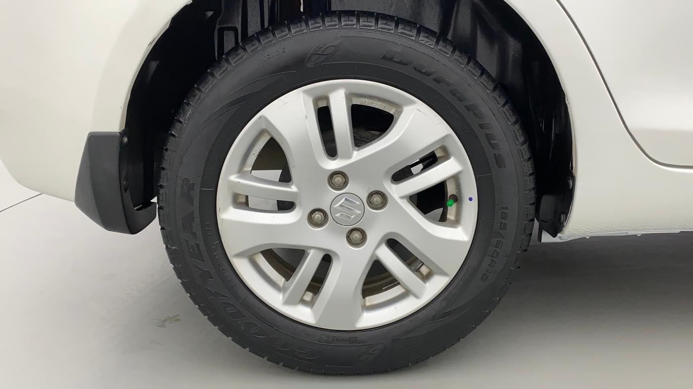 2012 Maruti Swift Dzire ZXI, Petrol, Manual, 46,597 km, Right Rear Wheel