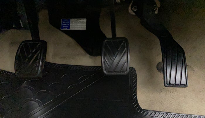 2012 Maruti Swift Dzire ZXI, Petrol, Manual, 46,597 km, Pedals