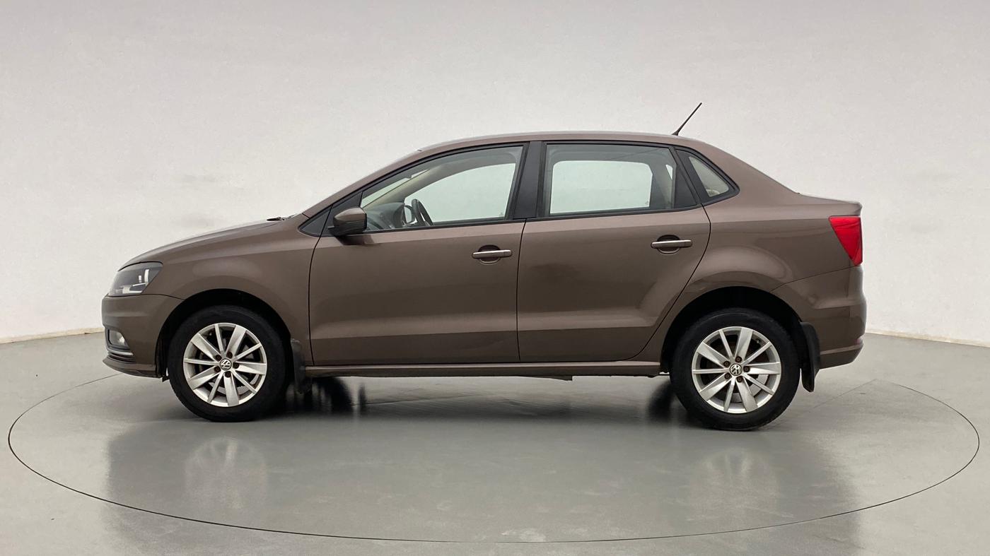 2016 Volkswagen Ameo HIGHLINE 1.2, Petrol, Manual, 31,344 km, Left Side