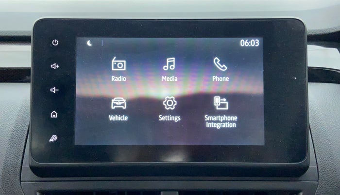 2022 Renault Kiger RXZ AMT, Petrol, Automatic, 11,634 km, Infotainment System