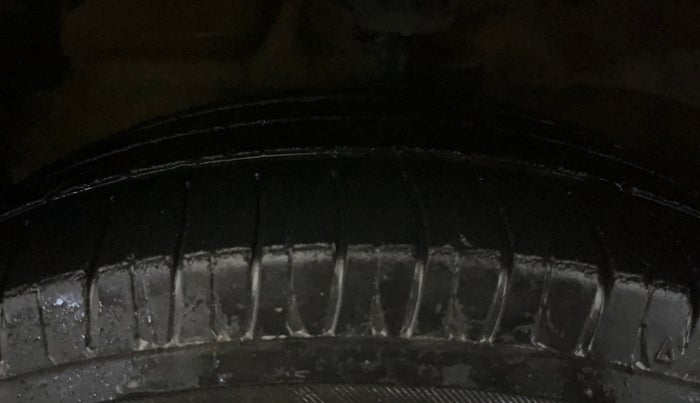 2014 Maruti Celerio VXI AMT, Petrol, Automatic, 84,677 km, Left Front Tyre Tread