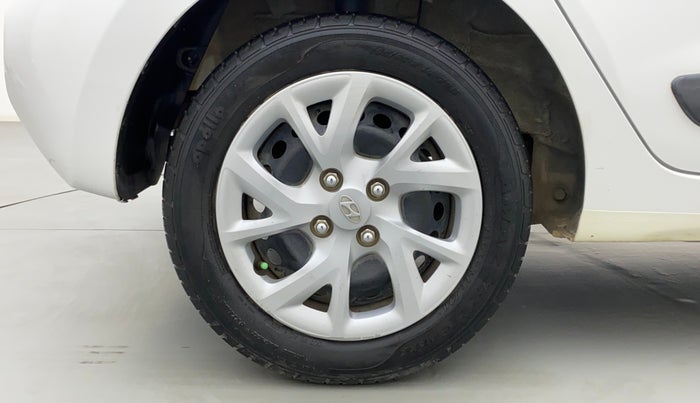 2019 Hyundai Grand i10 MAGNA AT 1.2 KAPPA VTVT, Petrol, Automatic, 41,879 km, Right Rear Wheel