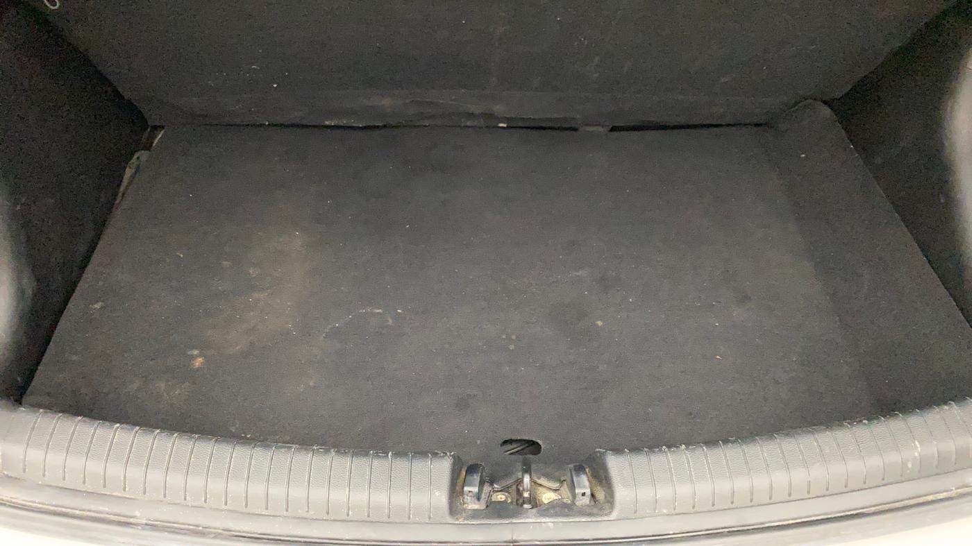 2019 Hyundai Grand i10 MAGNA AT 1.2 KAPPA VTVT, Petrol, Automatic, 41,879 km, Boot Inside