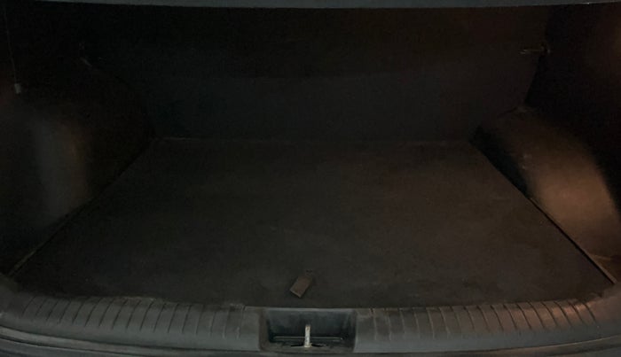 2019 Hyundai Creta SX 1.6 PETROL, Petrol, Manual, 57,025 km, Boot Inside