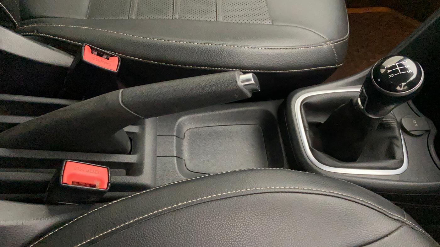 2019 Volkswagen Polo HIGHLINE PLUS 1.0, Petrol, Manual, 62,022 km, Gear Lever