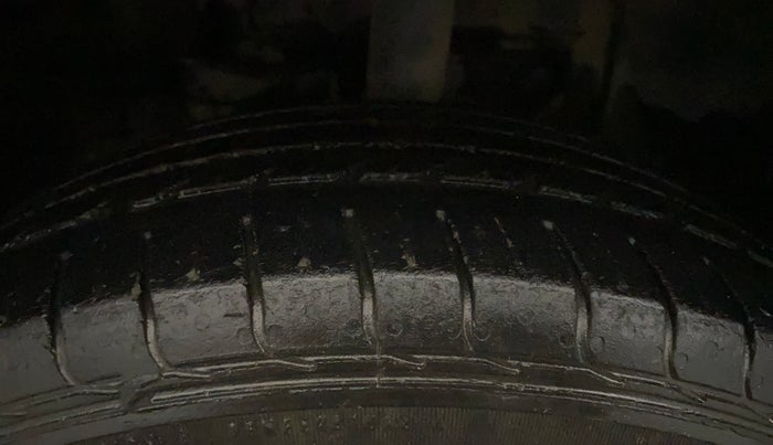 2019 Tata NEXON XM PETROL, Petrol, Manual, 55,501 km, Left Front Tyre Tread