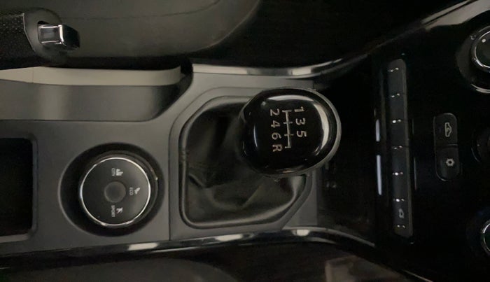 2019 Tata NEXON XM PETROL, Petrol, Manual, 55,501 km, Gear Lever