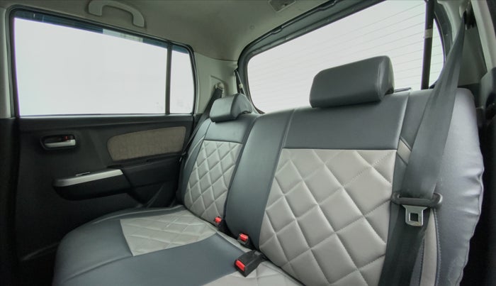 2015 Maruti Wagon R 1.0 VXI, Petrol, Manual, 24,658 km, Right Side Rear Door Cabin