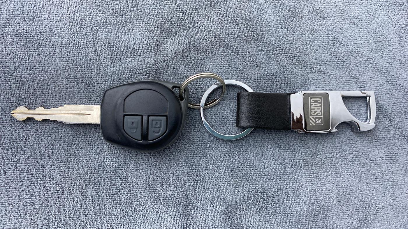 2015 Maruti Wagon R 1.0 VXI, Petrol, Manual, 24,658 km, Key Close Up
