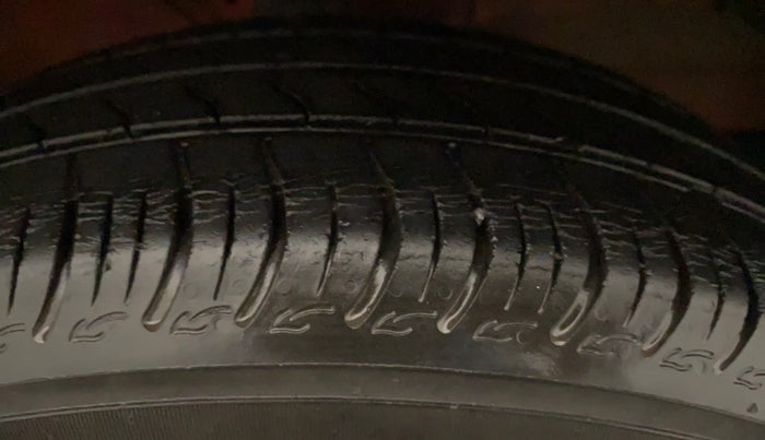 2019 Maruti S PRESSO VXI+, Petrol, Manual, 27,611 km, Left Rear Tyre Tread