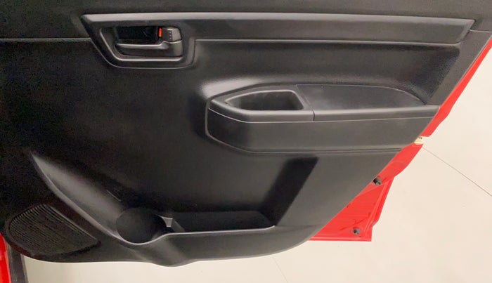 2019 Maruti S PRESSO VXI+, Petrol, Manual, 27,611 km, Driver Side Door Panels Control