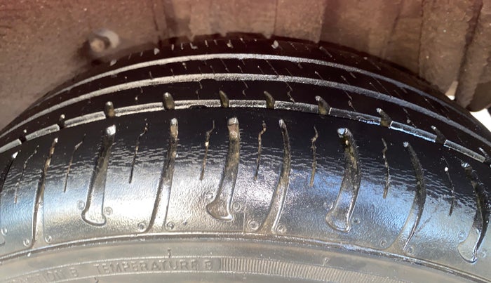 2018 Tata Tiago XZA PETROL, Petrol, Automatic, 34,887 km, Left Rear Tyre Tread