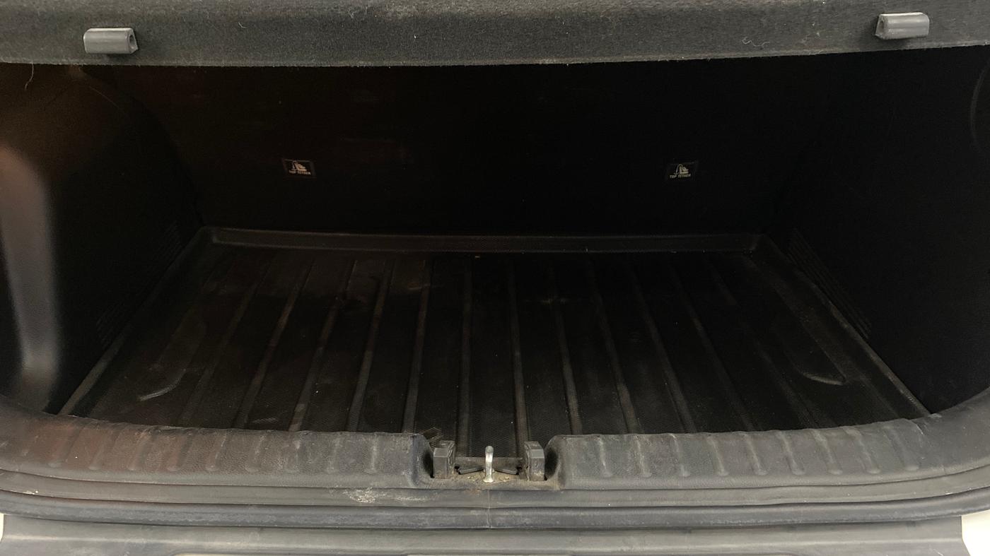 2022 KIA SONET GTX PLUS 1.5 AT, Diesel, Automatic, 84,152 km, Boot Inside