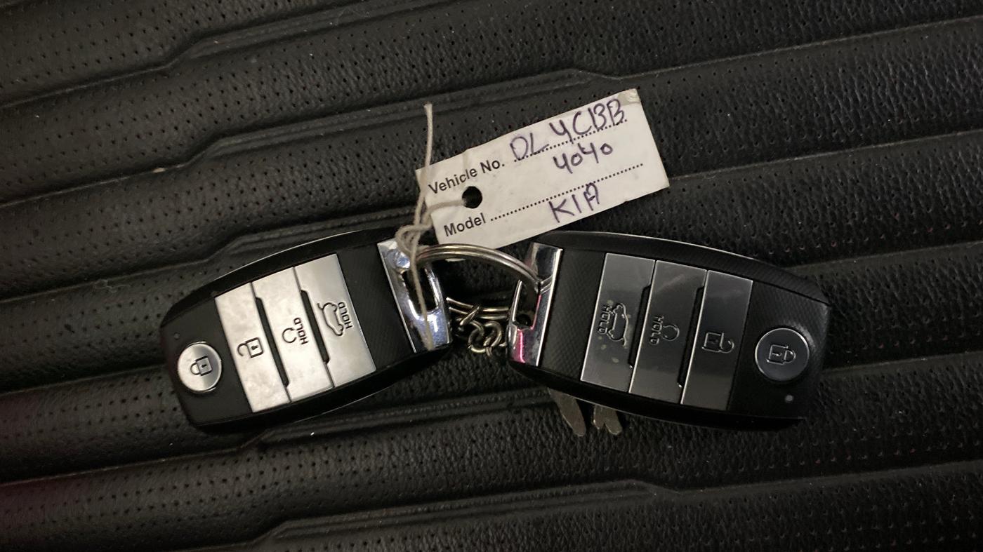 2022 KIA SONET GTX PLUS 1.5 AT, Diesel, Automatic, 84,152 km, Key Close Up