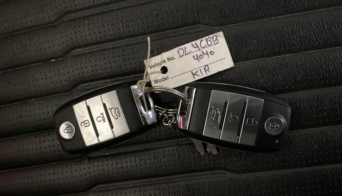 2022 KIA SONET GTX PLUS 1.5 AT, Diesel, Automatic, 84,044 km, Key Close Up