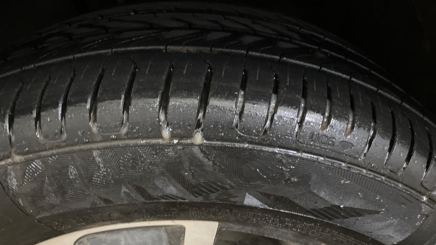 2022 KIA SONET GTX PLUS 1.5 AT, Diesel, Automatic, 84,152 km, Left Front Tyre Tread