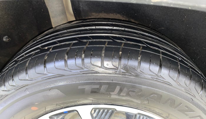 2020 Maruti Vitara Brezza ZXI PLUS, Petrol, Manual, 57,310 km, Right Rear Tyre Tread