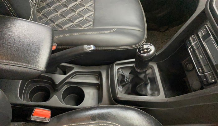 2020 Maruti Vitara Brezza ZXI PLUS, Petrol, Manual, 57,310 km, Gear Lever