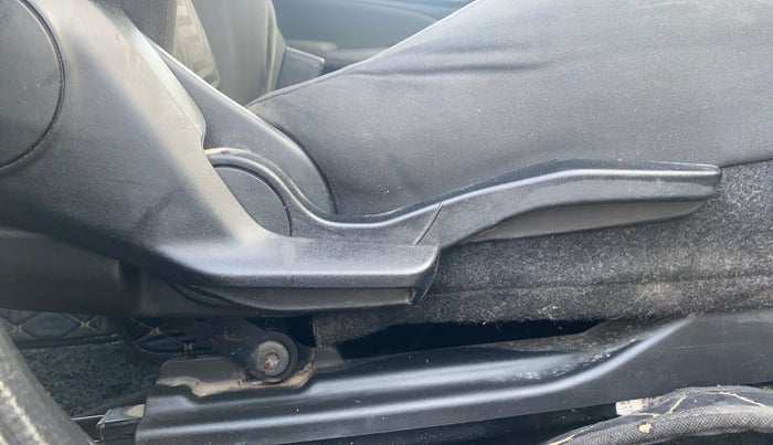 2018 Maruti Swift VDI, Diesel, Manual, 76,464 km, Driver Side Adjustment Panel