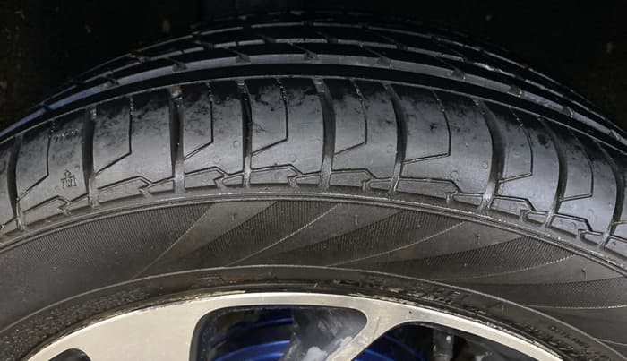 2019 Maruti Baleno ZETA CVT PETROL 1.2, Petrol, Automatic, 43,343 km, Right Rear Tyre Tread