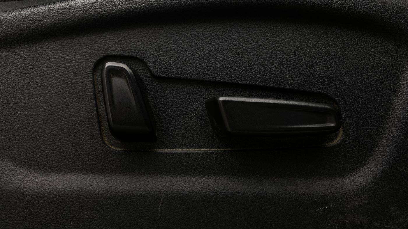 2021 Hyundai Creta SX (O) IVT 1.5 PETROL, Petrol, Automatic, 81,472 km, Driver Side Adjustment Panel