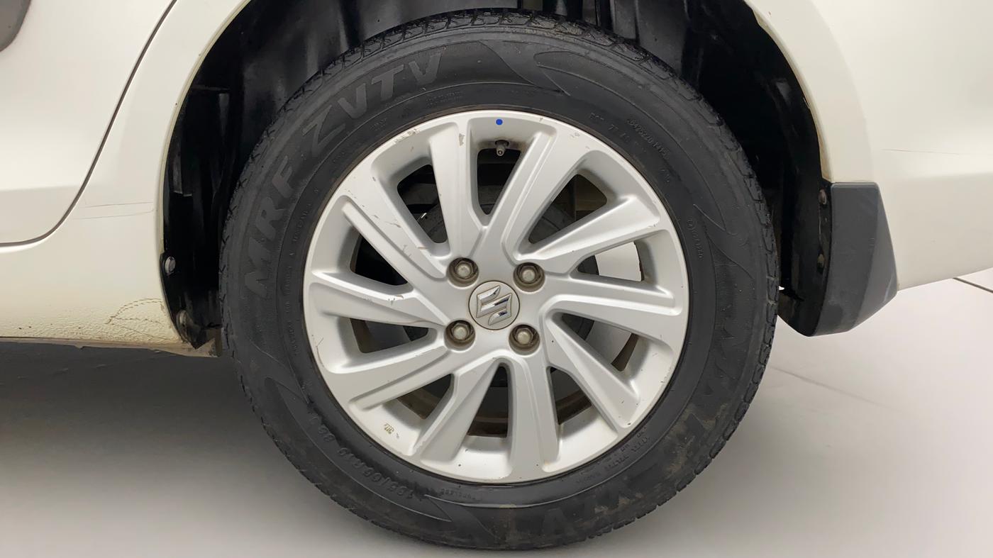 2015 Maruti Swift Dzire ZDI, Diesel, Manual, 39,384 km, Left Rear Wheel